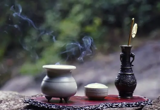 魔都探店指南-上海哪里小吃最地道？老弄堂里的绝美私房菜等你来寻😋